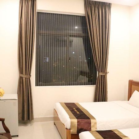 Phuc Ngoc Hotel Da Nang Exterior photo