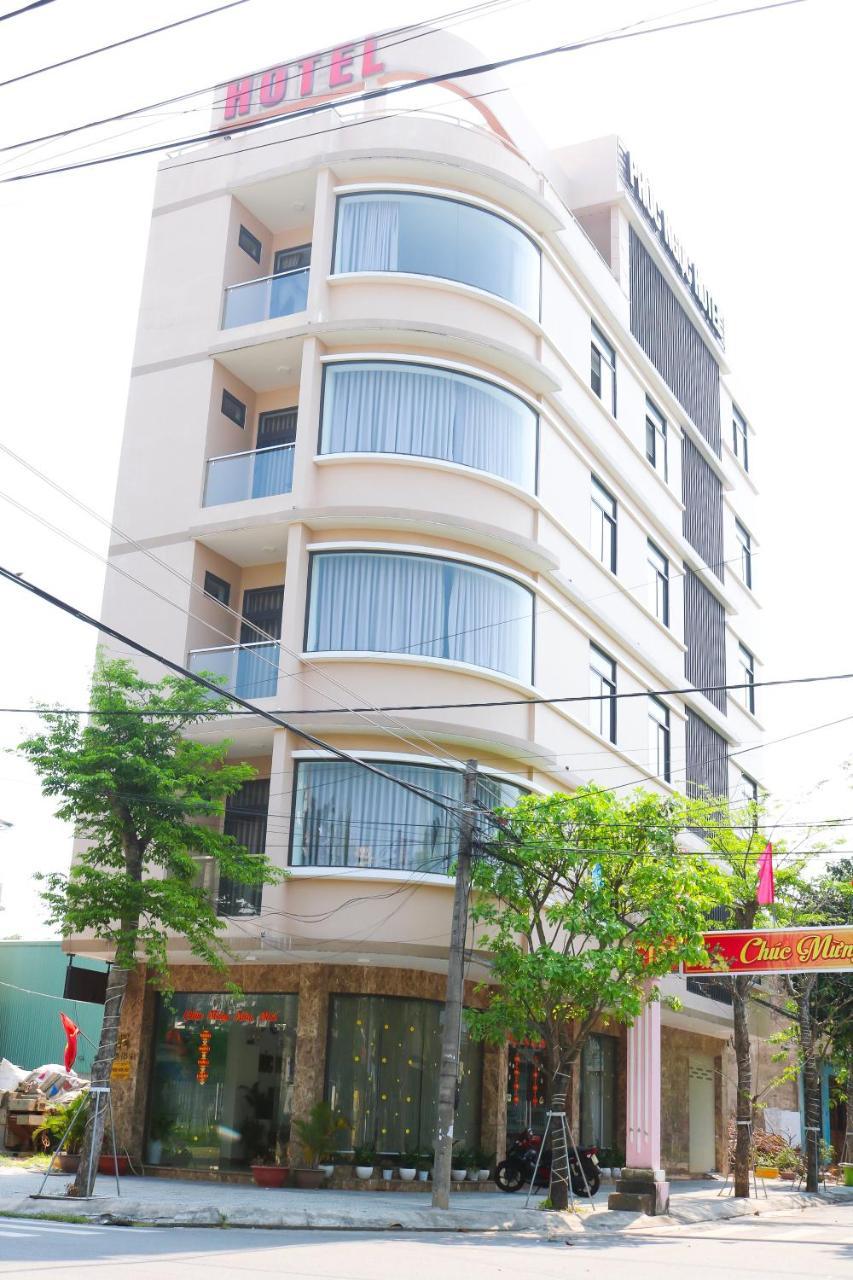 Phuc Ngoc Hotel Da Nang Exterior photo